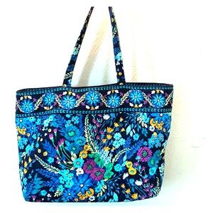 Vera Bradley Tote